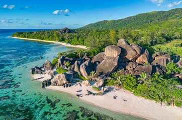 Photo sur Plexiglas Anse Source D'Agent, île de La Digue, Seychelles Vue aérienne de la partie nord de la plage Anse Source d& 39 Argent, La Digue, Seychelles