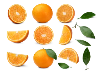 Foto op Canvas Set of whole and sliced oranges with leaves © maxsol7