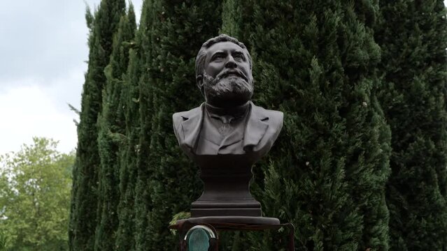 Buste Jaures