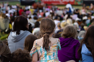 a crowd of people watching show