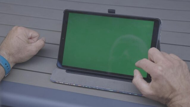 Tablette fond vert