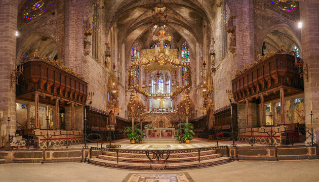 Palma de Mallorca, Spain - 10 Nov 2022: Gaudi designed Altar in the Palma Seo Cathedral Basilica
