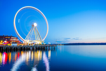 The Seattle Great Wheel - 555695370