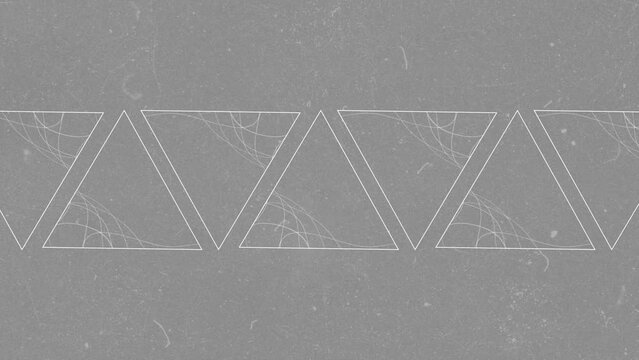 Tri&aacute;ngulos rellenos de lineas