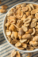 Dry Organic Roasted Peanuts