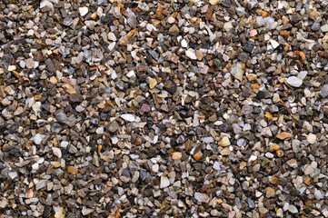 Moist loose chippings, crushed stone, road and plaster grit, surface, from above. Lime- and iron-free quartz sand, used as spreading grit, or as an aggregate for concrete ballast, plaster and masonry.