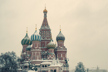 Fototapeta na wymiar Saint Basil's Cathedral on Red Square in winter, Moscow, Russia