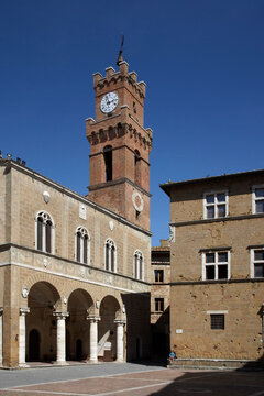 Piazzo Pio II, Pienza, Tuscany, Italy