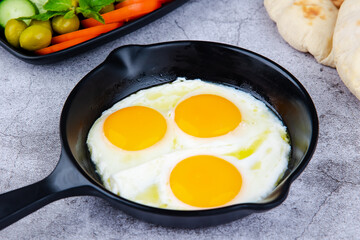 sunny side-up eggs