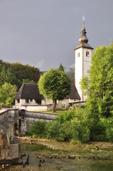 Fototapeta premium Bohinj, Słowenia, Triglavski Park, woda, rzeka, krajobraz, miasteczko, 