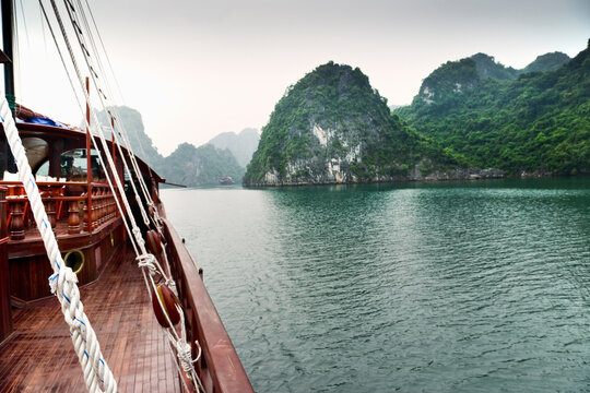 Boat, Gulf of Tonkin, Halong Bay, Quang Ninh Province, Vietnam
