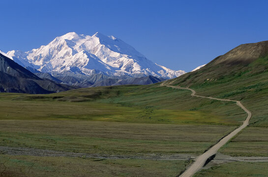 Mount McKinley, Highest Mt. in North America, Alaska, USA