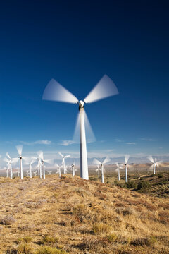 Tehachapi Pass Wind Farm, Tehachapi, Kern County, California, USA