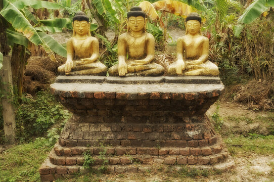 Buddha Statues, Mrauk U, Myanmar