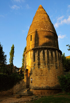 Lanterne des Mortes, Old Town of Sarlat-la-Caneda, Dordogne, Aquitaine