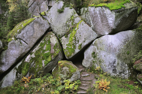 Stone Steps to Cave, Luisenburg Felsenlabyrinth, Fichtelgebirge, Bavaria, Germany