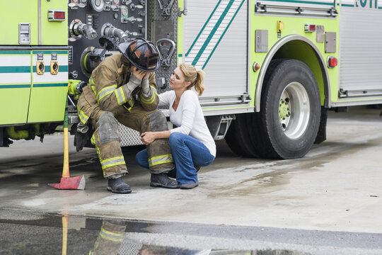 Firefighter and Girlfriend, Florida, USA