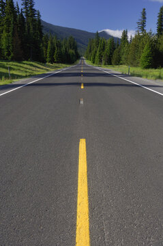 Road, Hood River County, Oregon, USA
