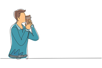 Single continuous line drawing handsome man kissing disposable coffee cup or paper cup. Coffee product studio photo session. Coffee addict concept. One line draw graphic design vector illustration