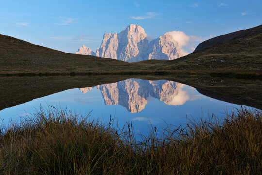 Lago delle Baste and Monte Pelmo, Dolomites, Belluno Province, Veneto, Italy