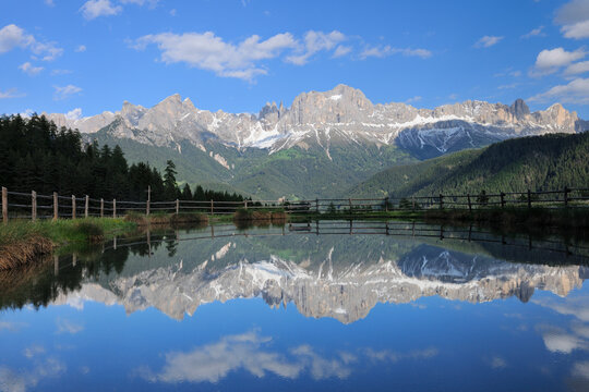 Rosengarten (Catinaccio Group) Mountains Reflecting in Lake, Kesselkogel, Vajolet Towers, Laurinswand and Rosengartenspitze, near village of Tiers, Wuhnleger Area, Trentino-Alto Adige, Dolomites, Ital