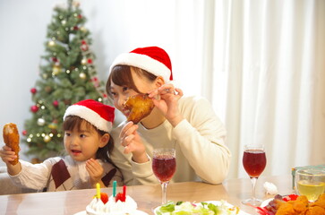 母と娘のクリスマスパーティー