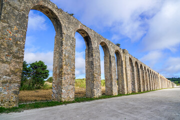 Fototapeta na wymiar Aqueduct ruins in Óbidos,Portugal