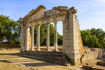 Fototapeta na wymiar the ancient city of Apollonia