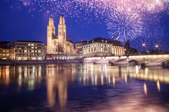 fireworks in zurich on new year's eve