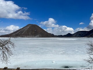 氷の湖