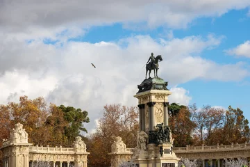 Foto op Canvas Madrid, monument to Alfonso XII (King of Spain) by the architect Jose Grases Riera, in Buen Retiro Park (Parque del Buen Retiro). Community of Madrid, Spain, southern Europe. © Alberto Masnovo
