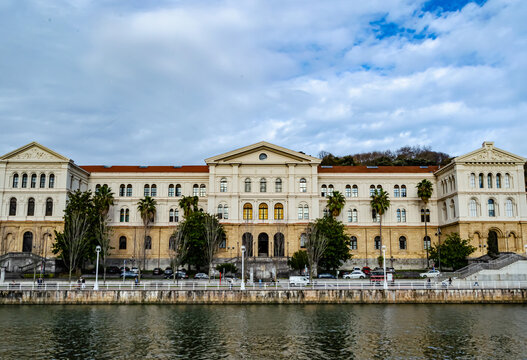 Universidad de Deusto en la ciudad de Bilbao