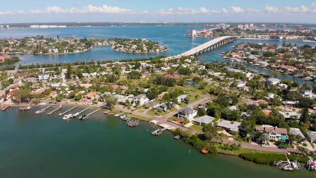 4K Drone Video of Don Cesar Hotel on St. Pete Beach, Florida