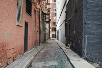 Fototapeta na wymiar Alley Back Street Downtown Cincinnati, Ohio, Fall 2022