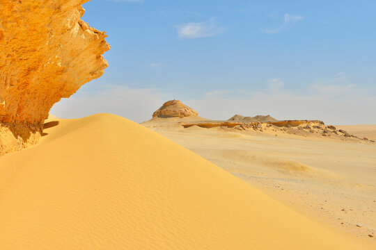 Eroded Rock Formation, Matruh Governorate, Libyan Desert, Sahara Desert, Egypt, Africa