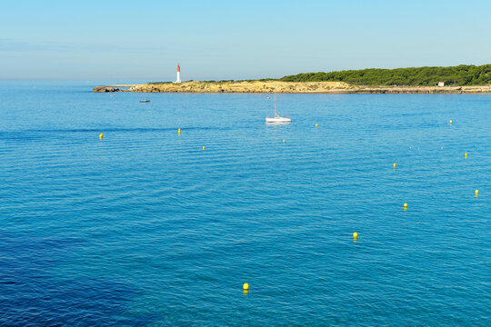 Sea with Lighthouse, Anse de la Beaumderie, La Couronne, Martigues, Cote Bleue, Mediterranean Sea, Bouches-du-Rhone, Provence-Alpes-Cote d'Azur, France