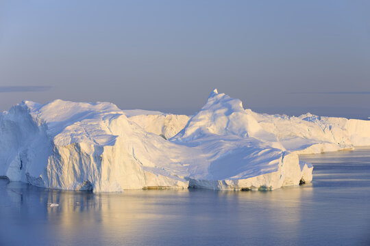 Icebergs at Ilulissat icefjord, Ilulissat, Icefjord, Disko Bay, Qaasuitsup, Greenland, Polar Regions, Arctic