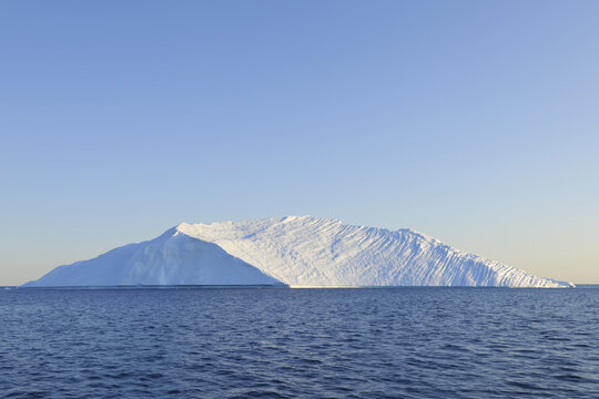 Icebergs at Ilulissat icefjord, Ilulissat, Icefjord, Disko Bay, Qaasuitsup, Greenland, Polar Regions, Arctic