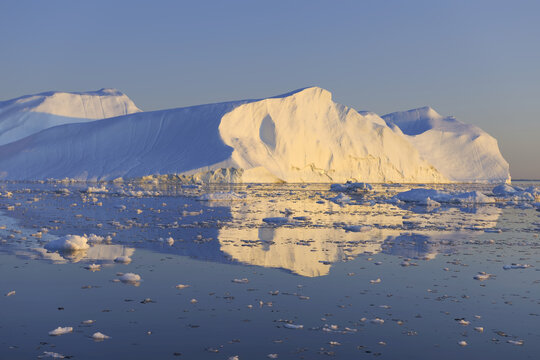 Icebergs at Ilulissat icefjord, Ilulissat, Icefjord, Disko Bay, Qaasuitsup, Greenland, Polar Regions, Arctic