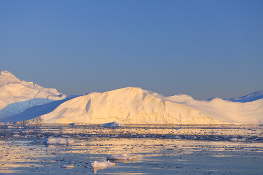 Icebergs at Ilulissat icefjord, Ilulissat, Icefjord, Disko Bay, Qaasuitsup, Greenland, Polar Regions, Arctic