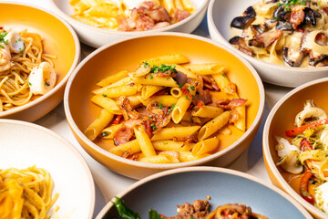 penne pasta with garlic chili bacon