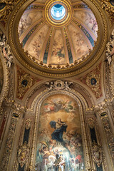 Fototapeta na wymiar San Francisco el Grande Roman Catholic church in Madrid, Spain