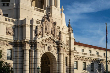The main entrance to city hall in Pasadena, California