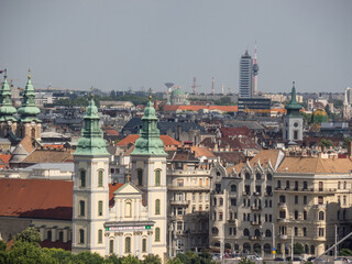 Naklejka na ściany i meble Die Stadt Budapest an der Donau in Ungarn