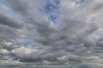 Obraz premium Cloudy sky background overlay. Ideal for sky replacement.