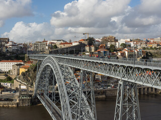 Die Stadt Porto am Douro in Portugal