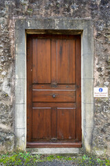 Porte de l'abbaye d'Aiguebelle