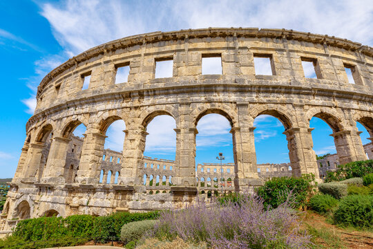 Pula Amphitheater, is a remarkably preserved structure from the Roman Empire. This arena was constructed in the Istrian region of Pula, Croatia, between 27 BC and 68 AD.