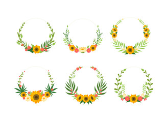Obraz premium Sunflower Wreath with Large Yellow Flower Head and Seasonal Foliage Vector Set
