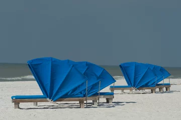 Papier Peint photo autocollant Clearwater Beach, Floride Blue cabanas at North Redington Shores beach